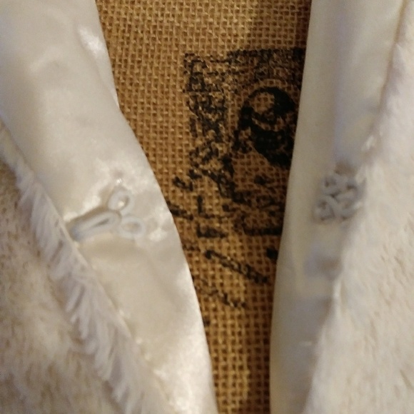Apt 9 Faux Fur Lined Vest Invisible Closure - Picture 3 of 5